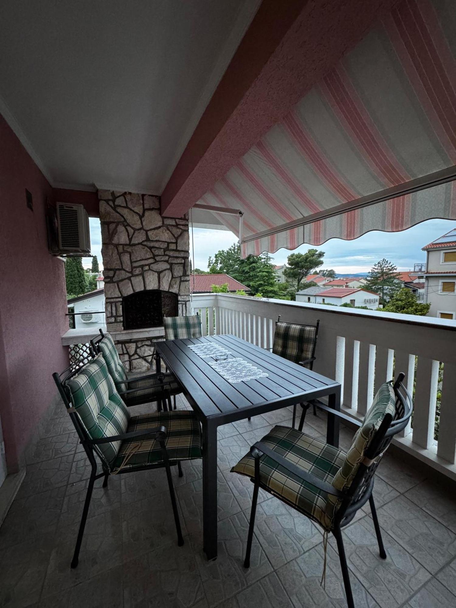 Senada Apartments Selce Exterior photo