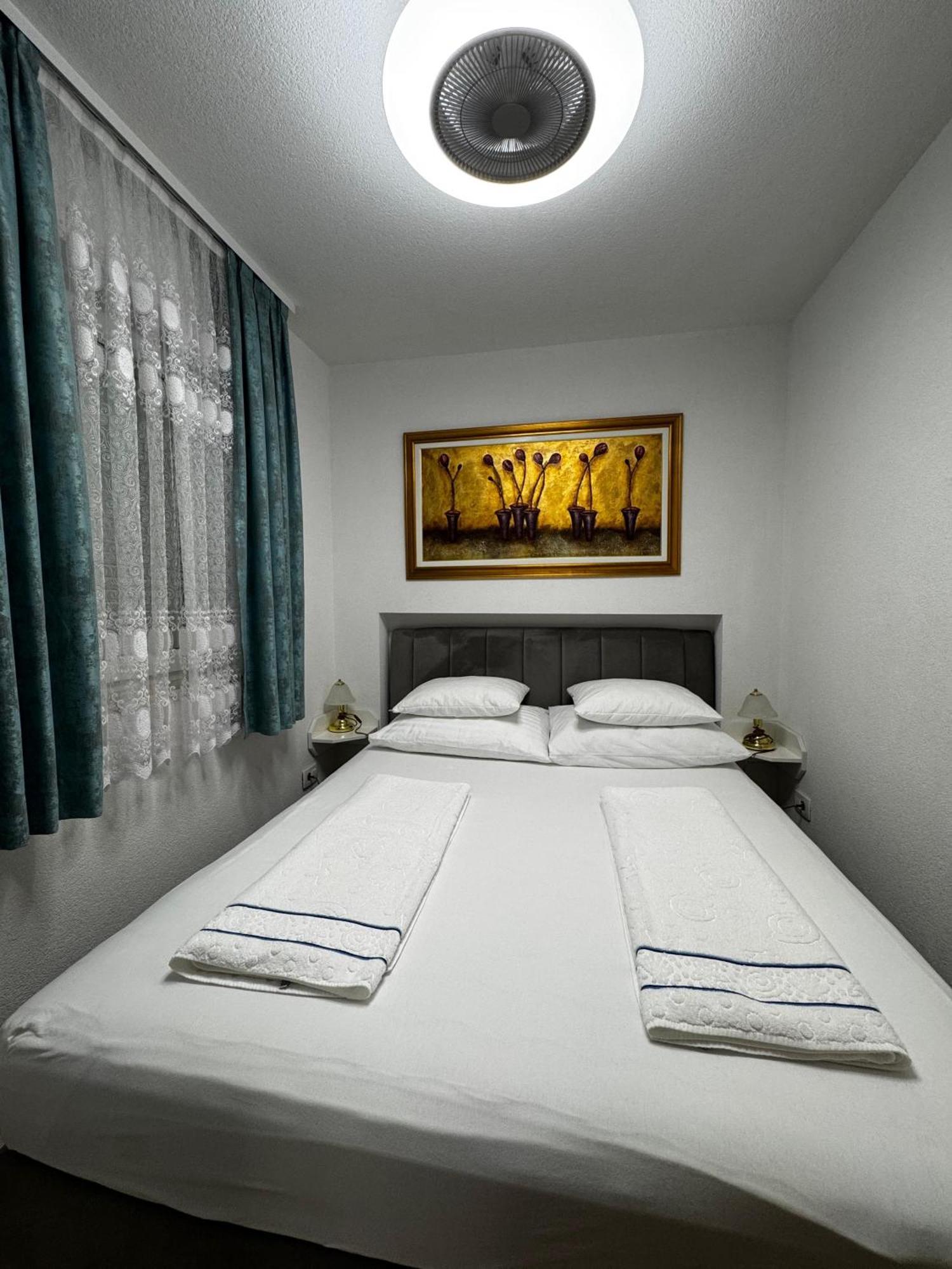 Senada Apartments Selce Exterior photo