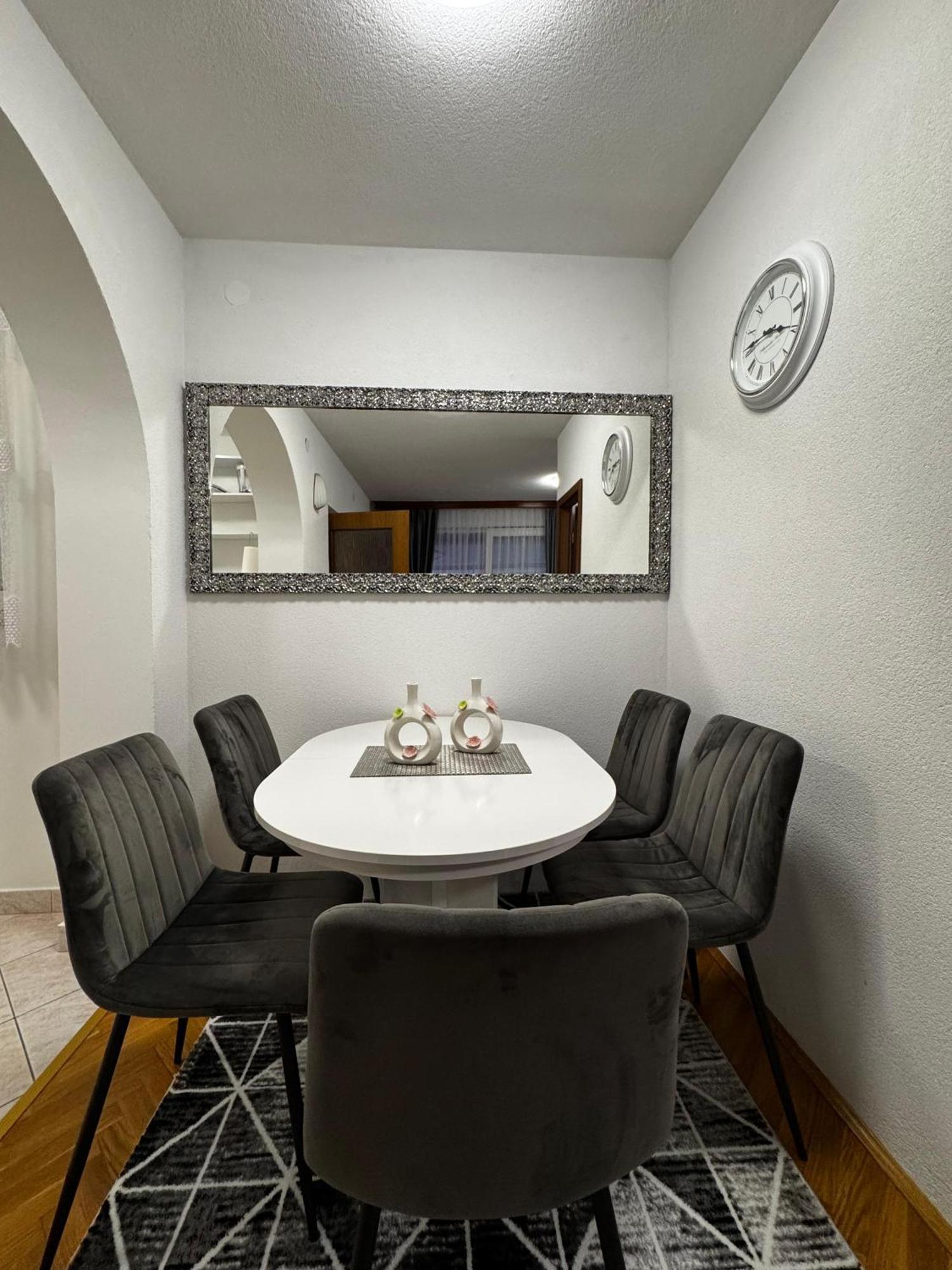 Senada Apartments Selce Exterior photo